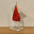 ANIOŁEK szklany Maciek stojący czerwony