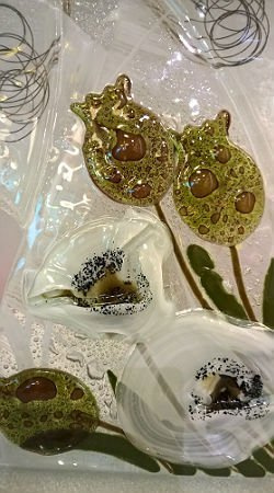 ANIOŁ szklany biały z kwiatami