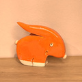 Zając ceramiczny pomarańczowy