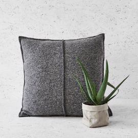 Poduszka wełniana MOYHA kwadratowa mała śrdniej szarości