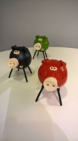 Świńka ceramiczna czarna