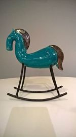 KOŃ na biegunach ceramiczny turkusowy