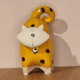 Kot ceramiczny pękaty żółty w kropki