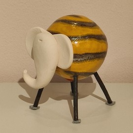 SŁOŃ ceramiczny Kulka żółty