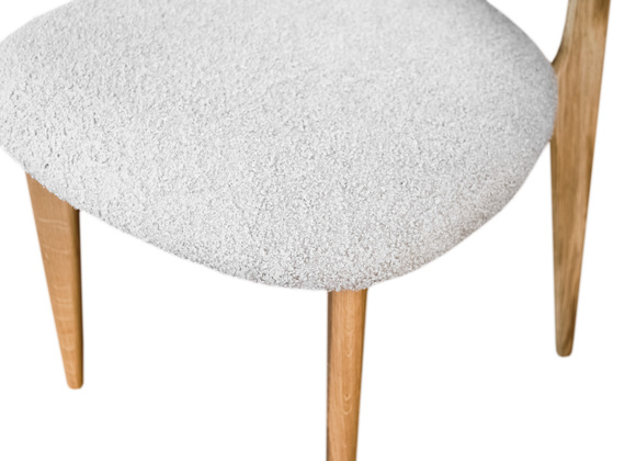 Krzesło NUB dębowe tkanina