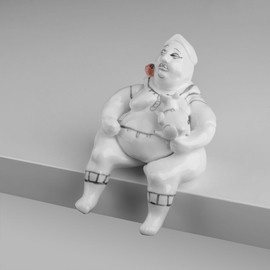 Figurka porcelanowa PANGZI kobieta z pieskiem