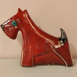 PIES ceramiczny sznaucer czerwony