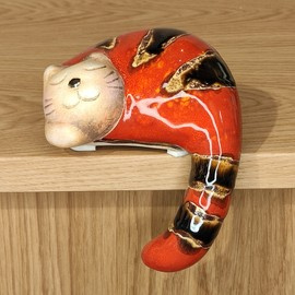 KOT ceramiczny śpiący czerwony
