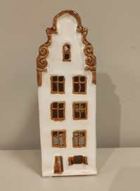 KAMIENICZKA ceramiczna biała