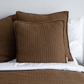 Poszewka z wełny brązowa kwadratowa
