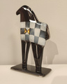 KOŃ szklany mały szachownica biało-czarny