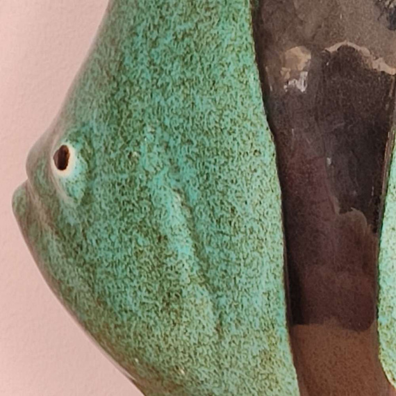 Ryba ceramiczna turkusowa z metalicznym paskiem