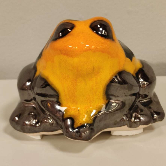 ŻABA ceramiczna żółto-metaliczna