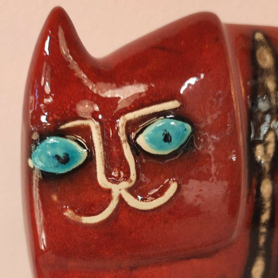 KOT ceramiczny czerwony w paski
