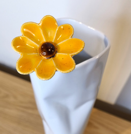 KWIAT ceramiczny żółty mały