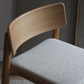 Krzesło DANTE dębowe tkanina