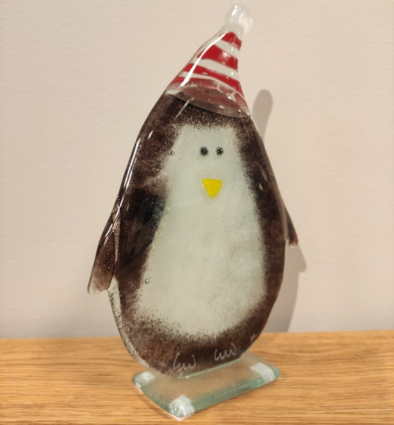 PINGWIN szklany w czapce