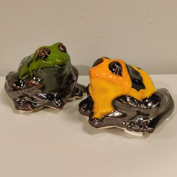 ŻABA ceramiczna żółto-metaliczna