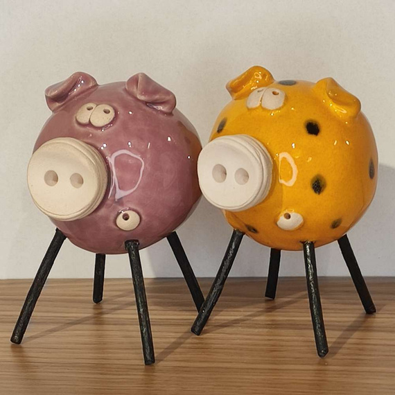 ŚWIŃKA ceramiczna jagodowa