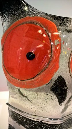 SOWA szklana czerwono czarna