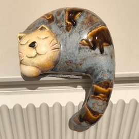 KOT ceramiczny śpiący szaro-niebieski