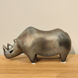 NOSOROŻEC ceramiczny srebrno-szary