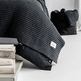 Narzuta MOYHA Wełniny splot grafitowa