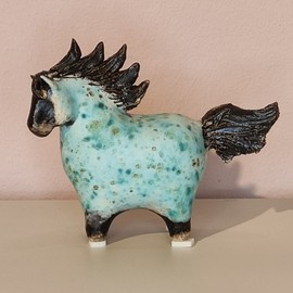 KOŃ pękaty ceramiczny turkusowy mały